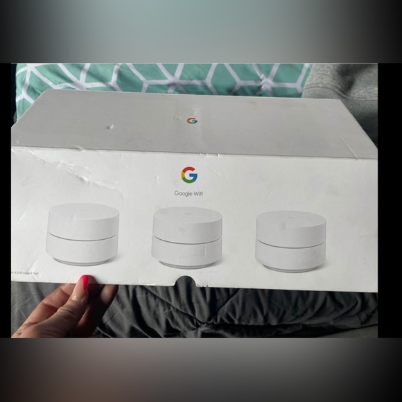 google - Wifi - Mesh Router 3 pack - White - Picture 2 of 2